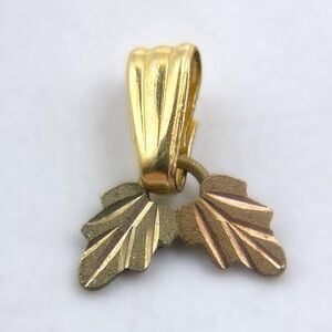 10k Black Hills Gold Leaf Pendant and Earrings Set